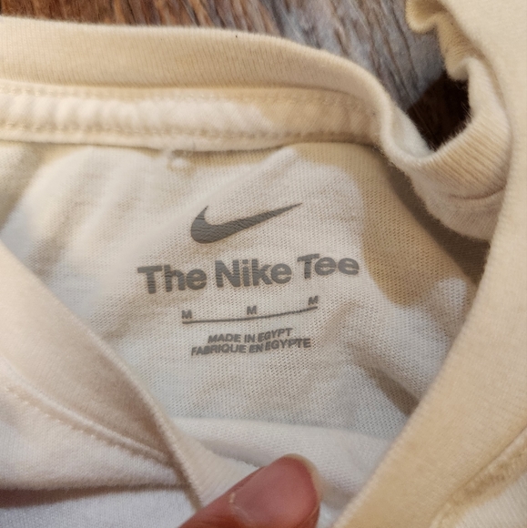 Nike Basketball Shirt - Picture 5 of 5